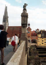 Exkursion 2004: Ost-Bayern, Regensburg, hier Römerbrücke über die Donau