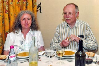 Claudia und Manfred beim Essen, auf Madeira