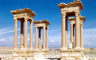 Syrien, Palmyra, Tetra-Pylon