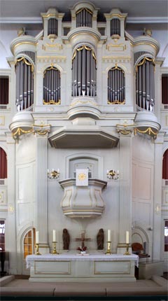 Altar, Kanzel und Orgel der Kirche St. Petri in Ratzeburg